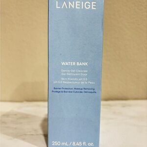 LANEIGE Water Bank Gentle Gel Cleans3r - Blue